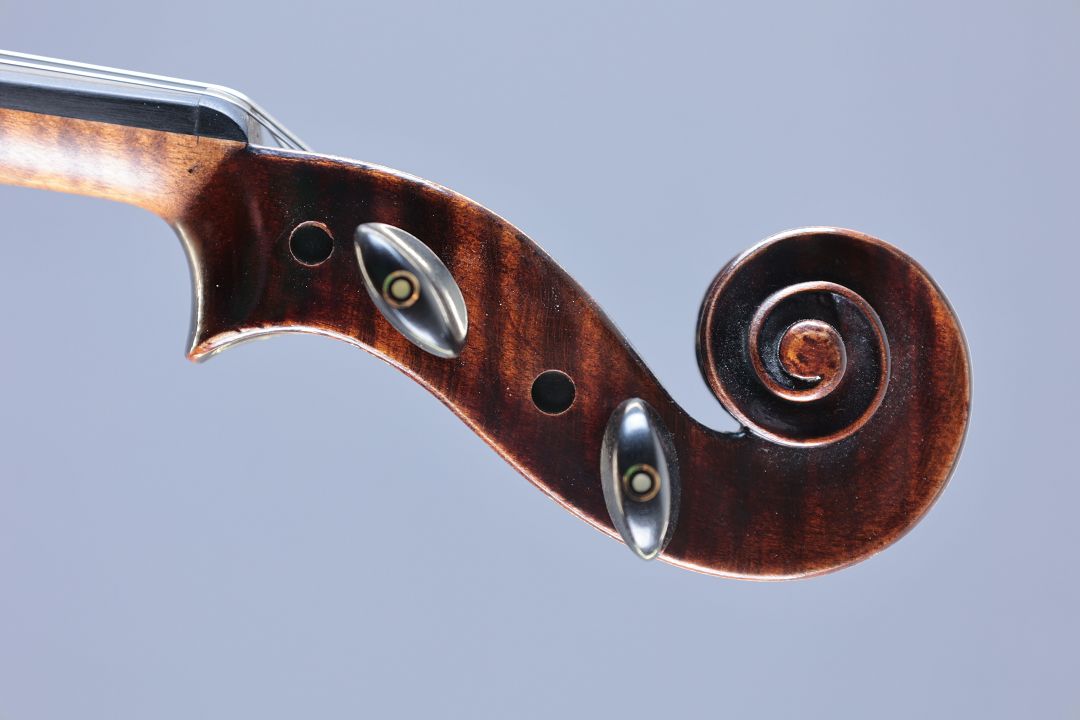 Leonhardt Rainer W. - Mittenwald Anno 2026 - Dark Moon - 40,5cm - B-143